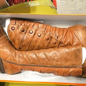 Miz Mooz Size 8 Perla Boots